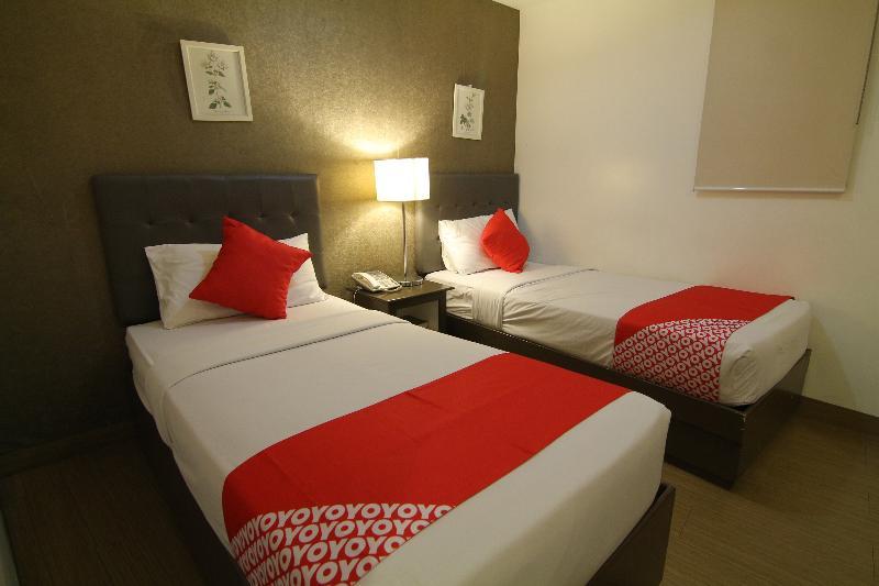 Oyo 24H City Hotel Near Makati Medical Center Makati City Buitenkant foto